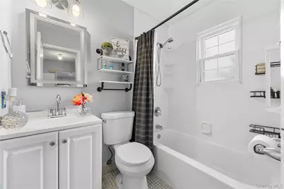 116 Westend Avenue #8, Freeport, NY 11520 - Photo 9