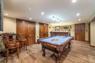 2863 Harbor Rd, Merrick, NY 11566 - Photo 23