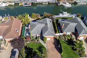 2863 Harbor Rd, Merrick, NY 11566 - Photo 33