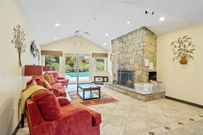 53 Freedom Lane, Coram, NY 11727 - Photo 27