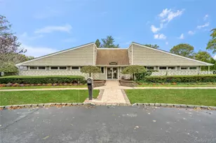 53 Freedom Ln, Coram, NY 11727 - Photo 21