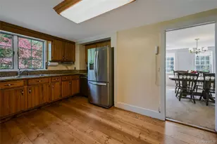 147 N Country Rd, Mount Sinai, NY 11766 - Photo 9