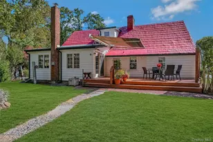 147 N Country Rd, Mount Sinai, NY 11766 - Photo 29