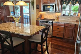 681 N Clinton Ave, Lindenhurst, NY 11757 - Photo 13