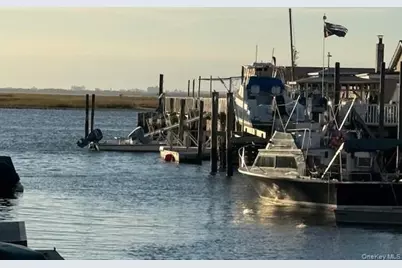 33 W 11th Road, Broad Channel, NY 11693 - Photo 19