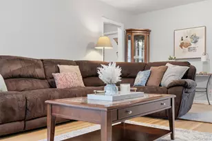 14 Soundview Ave, White Plains, NY 10606 - Photo 5