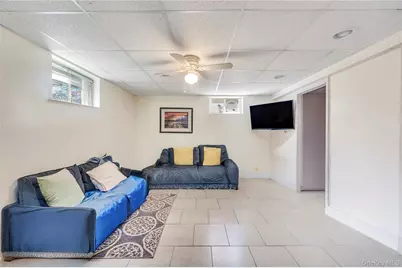 1199 Connetquot Avenue, Central Islip, NY 11722 - Photo 25