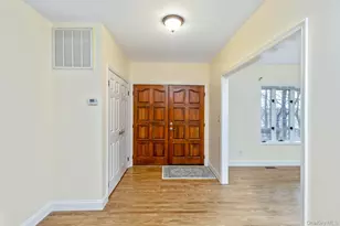 451 River Rd, Nissequogue, NY 11780 - Photo 5