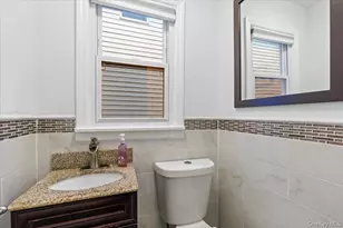 105 Hart Ave, Yonkers, NY 10704 - Photo 15