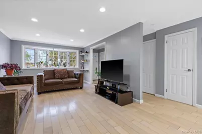 105 Hart Avenue, Yonkers, NY 10704 - Photo 9