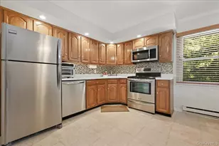 2066 Lakeview Rd, Bellmore, NY 11710 - Photo 11