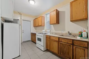 2249 Hughes Ave, Bronx, NY 10457 - Photo 15