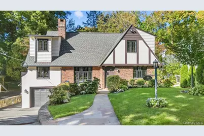 48 Vine Road, Larchmont, NY 10538 - Photo 1