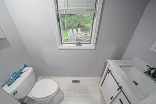 27 Tower Hill Rd, Shoreham, NY 11786 - Photo 21