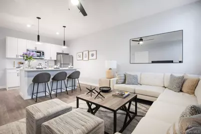 300 Carleton Avenue #7213, Central Islip, NY 11722 - Photo 5