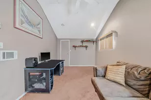 197 E 2nd St, Deer Park, NY 11729 - Photo 11