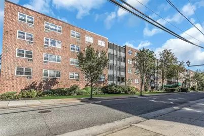 100 Lincoln Avenue #14D, Mineola, NY 11501 - Photo 3