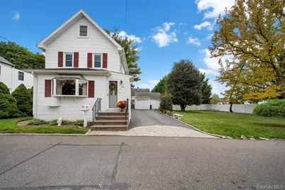 4 Elm Street, Greenvale, NY 11548 - Photo 1