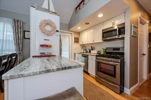 77 Florida St, Long Beach, NY 11561 - Photo 9