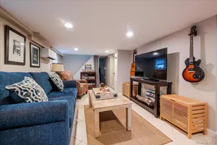 77 Florida St, Long Beach, NY 11561 - Photo 17