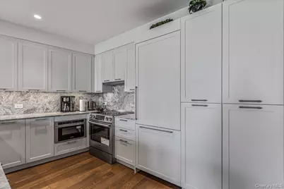 107-06 Queens Boulevard #6H, Forest Hills, NY 11375 - Photo 9