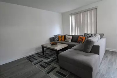 106 Richbell Road #B2, Mamaroneck, NY 10543 - Photo 11