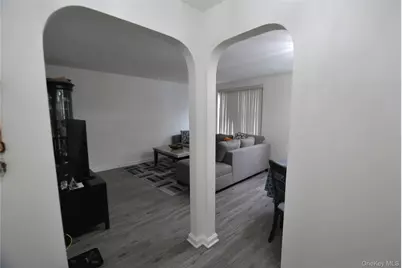 106 Richbell Road #B2, Mamaroneck, NY 10543 - Photo 1