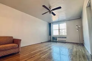 142-05 Roosevelt Ave, Flushing, NY 11354 - Photo 7