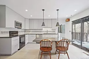 37 Fox Den Rd, Mount Kisco, NY 10549 - Photo 5