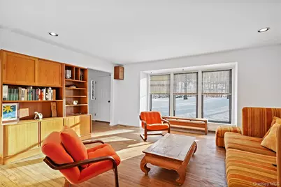 37 Fox Den Road, Mount Kisco, NY 10549 - Photo 7