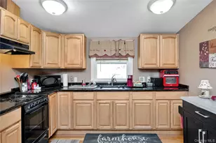 1558 9th St, West Babylon, NY 11704 - Photo 11