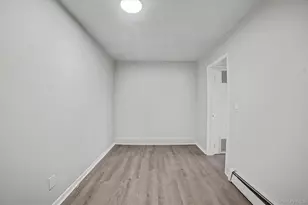 8 Wyndover Woods Ln, White Plains, NY 10603 - Photo 11