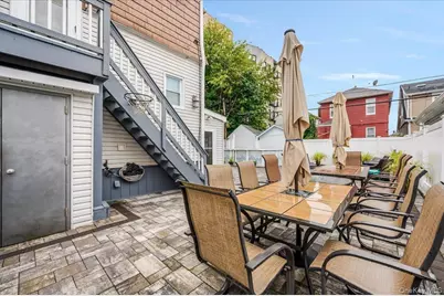 1711 Mahan Avenue, Bronx, NY 10461 - Photo 15