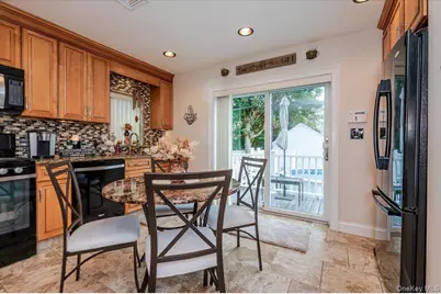 1711 Mahan Avenue, Bronx, NY 10461 - Photo 11