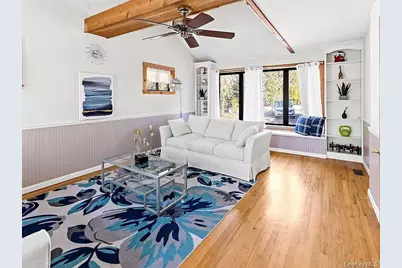 8 School Street, Hampton Bays, NY 11946 - Photo 11