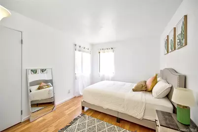 8 School Street, Hampton Bays, NY 11946 - Photo 17