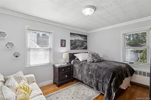 320 W 11th St, Deer Park, NY 11729 - Photo 17