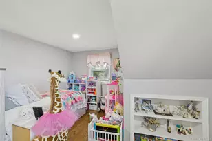 320 W 11th St, Deer Park, NY 11729 - Photo 21