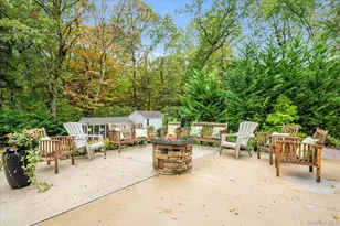 10 Cedar Grove Terrace, Middle Island, NY 11953 - Photo 29