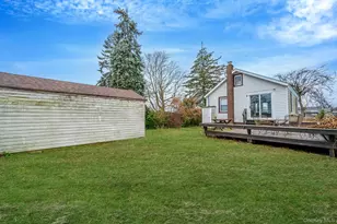 8 Eastern Concourse, Amityville, NY 11701 - Photo 19