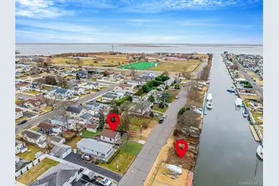 8 Eastern Concourse, Amityville, NY 11701 - Photo 21