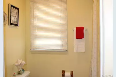 12 S Parsonage Street, Rhinebeck, NY 12572 - Photo 27