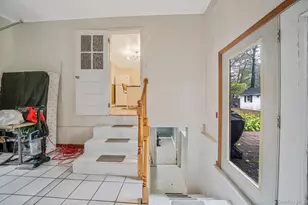 15 Raymond Ave, Farmingville, NY 11738 - Photo 27