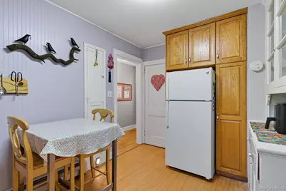 24 Overlook Drive, Huntington, NY 11743 - Photo 9