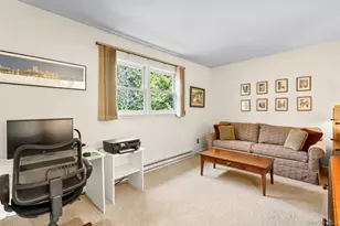 46 Skyview Dr, Poughkeepsie, NY 12603 - Photo 9