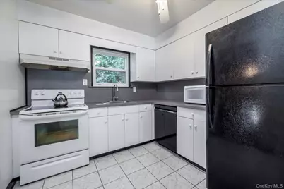 2282 Saratoga Street, Oceanside, NY 11572 - Photo 11