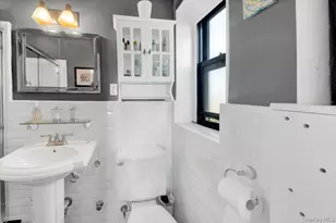 266 Pelham Rd, New Rochelle, NY 10805 - Photo 13