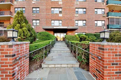 266 Pelham Road #5H, New Rochelle, NY 10805 - Photo 1