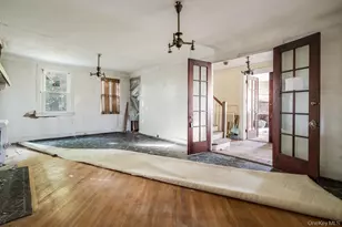 76 Leroy Pl, Newburgh, NY 12550 - Photo 3