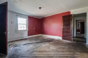 76 Leroy Pl, Newburgh, NY 12550 - Photo 11